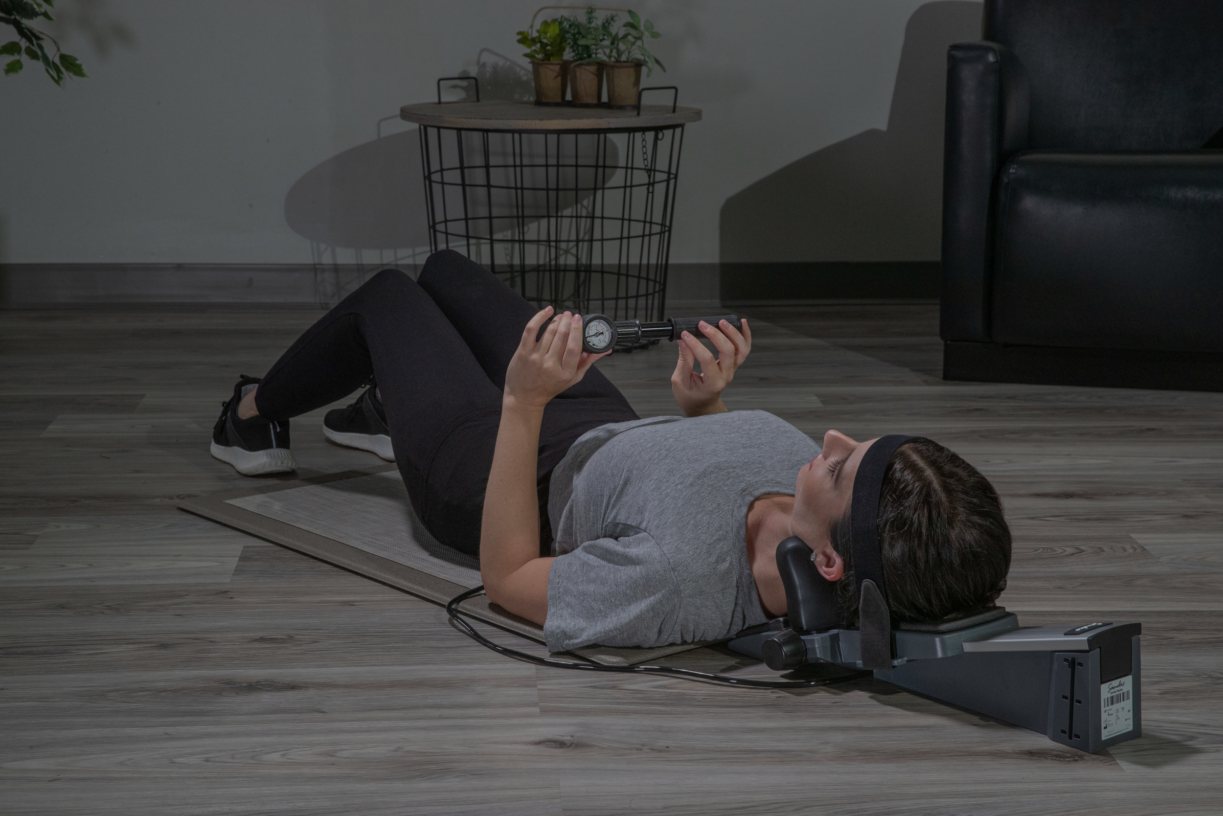 USING SAUNDERS CERVICAL TRACTION TO DIFFERENTIATE CERVICAL SPINE & SHOULDER INJURIES