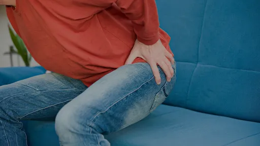 man with hip pain